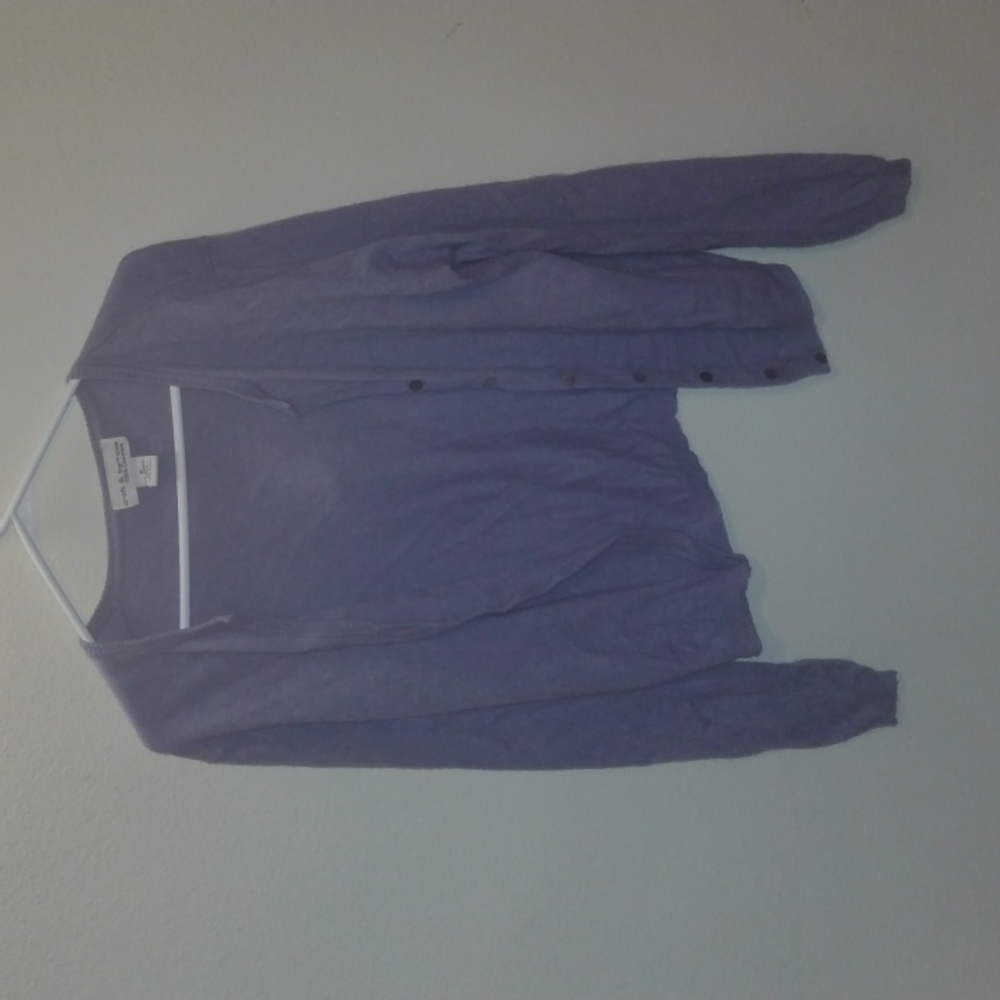 Woman's sweater